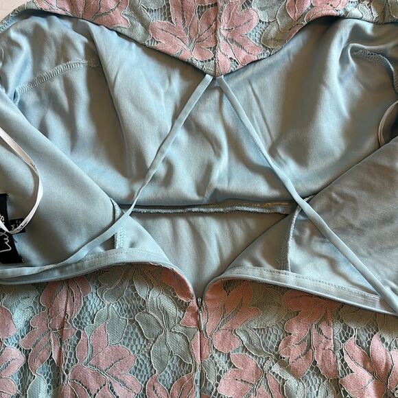 Lulu's Loving Thoughts Light Blue & Pink Halter Neck Lace Mini Dress Size M - Picture 13 of 16